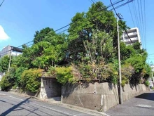 【東京都/世田谷区等々力】東京都世田谷区等々力3丁目 土地 現地：■東急大井町線等々力駅より徒歩6分の立地に存する南西角地です。■土地面積284.37m2