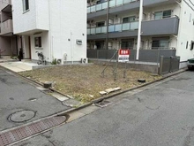 【神奈川県/川崎市川崎区小田栄】神奈川県川崎市川崎区小田栄1丁目 土地 南西側から撮影。土地面積55.12平米(セットバック要)、2021年10月確定測量済みです。