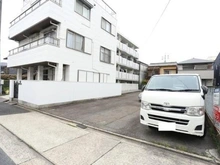 【愛知県/名古屋市東区黒門町】愛知県名古屋市東区黒門町 土地 南側道路に面しているため陽当りが確保しやすく、開放感のある立地。平坦地でお子様でも通行しやすいです。