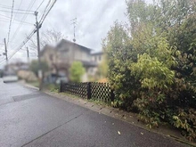 【京都府/京都市右京区鳴滝音戸山町】京都府京都市右京区鳴滝音戸山町 土地 現地：京福北野線「鳴滝」駅まで徒歩9分。更地につき、設計プランが決まり次第スムーズに建築に移行できます。