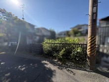【京都府/京都市右京区鳴滝音戸山町】京都府京都市右京区鳴滝音戸山町 土地 既に周囲に建物が建っているので、実際の陽当りを考慮した設計が可能です。ぜひ現地をご見学ください。