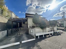 【兵庫県/神戸市須磨区東落合】兵庫県神戸市須磨区東落合2丁目 土地 開放感のある二方道路に面した角地。約80坪のゆとりある土地につき、広々とした住まいを建築できます。