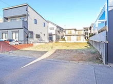【千葉県/松戸市新松戸南】松戸市新松戸南1丁目 土地 前面道路、南道路につき、陽当り良好です。