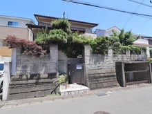 【千葉県/松戸市秋山】松戸市秋山 土地 現地：道路より約２ｍ高く陽当たりはもちろん、騒音対策も兼ねています