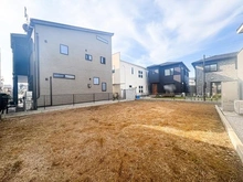 【埼玉県/蕨市錦町】蕨市錦町6丁目 土地 戸建てが中心で、ファミリー層に適した落ち着いたエリア。