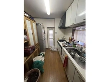 【東京都/町田市高ヶ坂】高ヶ坂2丁目　中古戸建 キッチン　※家具・備品等は価格に含まれません。