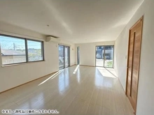 【神奈川県/横浜市神奈川区三ツ沢中町】横浜市神奈川区三ツ沢中町 中古一戸建て LD