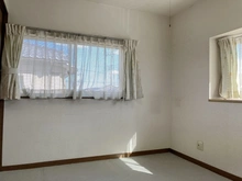 【埼玉県/比企郡川島町八幡】比企郡川島町八幡二丁目　戸建 洋室