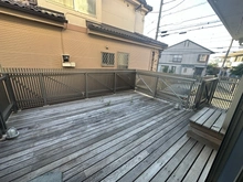 【埼玉県/志木市幸町】志木市幸町四丁目　中古戸建 ウッドデッキバルコニー
