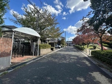 【神奈川県/横浜市都筑区東山田】横浜市都筑区東山田一丁目　中古戸建 前面道路