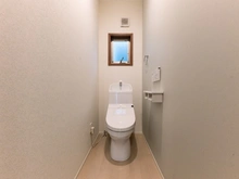 【神奈川県/横浜市港南区上大岡東】横浜市港南区上大岡東2丁目　戸建 トイレ