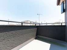 【神奈川県/大和市上草柳】大和市上草柳8丁目　中古戸建 バルコニー