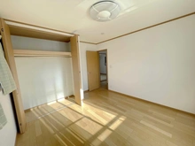 【神奈川県/横浜市鶴見区上の宮】鶴見区上の宮　戸建 洋室