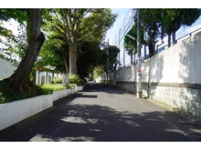 【東京都/世田谷区瀬田】瀬田一丁目　新築戸建B号棟 周辺の街並み（現地より約130m）