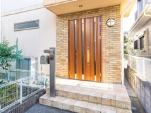 【東京都/西東京市東伏見】西東京市東伏見2丁目　中古戸建 玄関