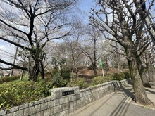 【東京都/調布市佐須町】佐須町五丁目　戸建 上ノ原公園（現地より約70m）：