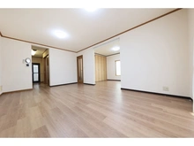 【東京都/大田区田園調布】大田区田園調布5丁目中古戸建 リビング・ダイニング