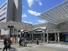 【神奈川県/川崎市麻生区千代ケ丘】川崎市麻生区千代ケ丘8丁目　中古戸建 「新百合ヶ丘」駅（現地より約1,900m）