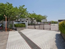 【神奈川県/川崎市麻生区上麻生】川崎市麻生区上麻生3丁目　中古戸建 川崎市立麻生中学校（現地より約498m）