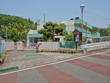 【神奈川県/川崎市麻生区白鳥】川崎市麻生区白鳥1丁目　中古戸建 白鳥保育園（現地より約217m）：