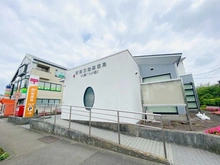 【東京都/町田市三輪緑山】町田市三輪緑山2丁目　戸建 町田三輪郵便局 （現地より約430m）