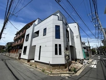 【神奈川県/横浜市港北区綱島西】港北区綱島西2丁目　新築戸建　2号棟/全3棟 建築中の外観