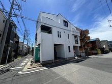 【神奈川県/横浜市港北区綱島西】港北区綱島西2丁目　新築戸建　3号棟/全3棟 建築中の外観