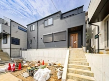 【神奈川県/横浜市港北区篠原町】港北区篠原町　新築戸建3号棟/全4棟 建築中の外観