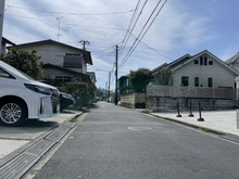 【神奈川県/横浜市金沢区柳町】横浜市金沢区柳町　中古戸建 前面道路