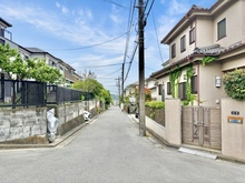 【神奈川県/横浜市金沢区釜利谷西】金沢区釜利谷西三丁目　中古戸建 前面道路