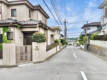 【神奈川県/横浜市金沢区釜利谷西】金沢区釜利谷西三丁目　中古戸建 前面道路