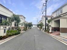 【神奈川県/横浜市港南区笹下】プラウドシーズン横濱洋光台 前面道路