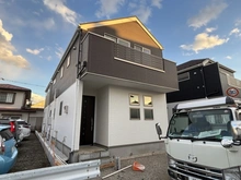 【神奈川県/茅ヶ崎市室田】茅ヶ崎市室田2丁目　新築戸建2期　2号棟/全3棟 建築中の外観