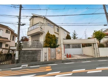 【神奈川県/横浜市青葉区市ケ尾町】横浜市青葉区市ヶ尾町　中古戸建 外観