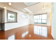【神奈川県/横浜市青葉区市ケ尾町】横浜市青葉区市ヶ尾町　中古戸建 リビング・ダイニング