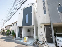 【神奈川県/川崎市宮前区犬蔵】川崎市宮前区犬蔵2丁目　新築戸建て 外観：全1棟：写真中央