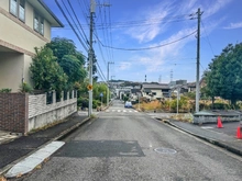 【神奈川県/横浜市都筑区荏田南】横浜市都筑区荏田南4丁目　中古戸建て 前面道路