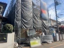 【埼玉県/新座市片山】新座市片山2丁目　新築戸建 建築中の外観