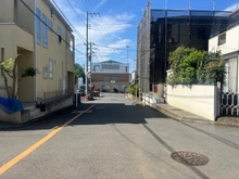 【埼玉県/新座市片山】新座市片山2丁目　新築戸建 前面道路