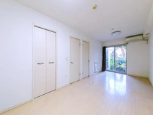 【東京都/杉並区善福寺】杉並区善福寺1丁目　中古戸建 洋室：洋室11.2帖の2in1ルーム（二部屋に分割可能）※別途工事費要