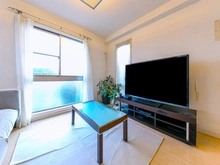 【東京都/杉並区善福寺】杉並区善福寺1丁目　中古戸建 リビング：南開口部からの日照通風良好です。