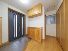 【神奈川県/川崎市多摩区東生田】川崎市多摩区東生田1丁目　中古戸建 玄関