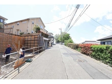 【神奈川県/川崎市宮前区五所塚】五所塚1丁目　新築戸建　3号棟 前面道路