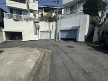 【神奈川県/横浜市戸塚区前田町】戸塚区前田町　中古戸建 前面道路