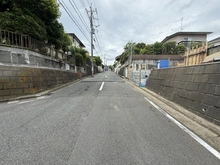 【神奈川県/横浜市戸塚区平戸】戸塚区平戸4丁目　新築戸建2号棟/全2棟 前面道路