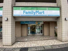 【神奈川県/横浜市戸塚区戸塚町】戸塚区戸塚町　中古戸建 ファミリーマート 戸塚矢沢店（現地より約640m）