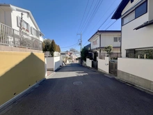 【神奈川県/横浜市青葉区もえぎ野】青葉区もえぎ野　中古戸建 前面道路