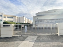 【東京都/町田市成瀬台】町田市成瀬台4丁目　中古戸建 成瀬台中学校（現地より約1,400m）