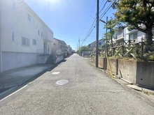 【神奈川県/横浜市青葉区すみよし台】青葉区すみよし台　中古戸建 前面道路