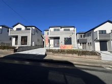 【東京都/町田市三輪緑山】町田市三輪緑山4丁目　新築戸建　Q号棟 建築中の外観